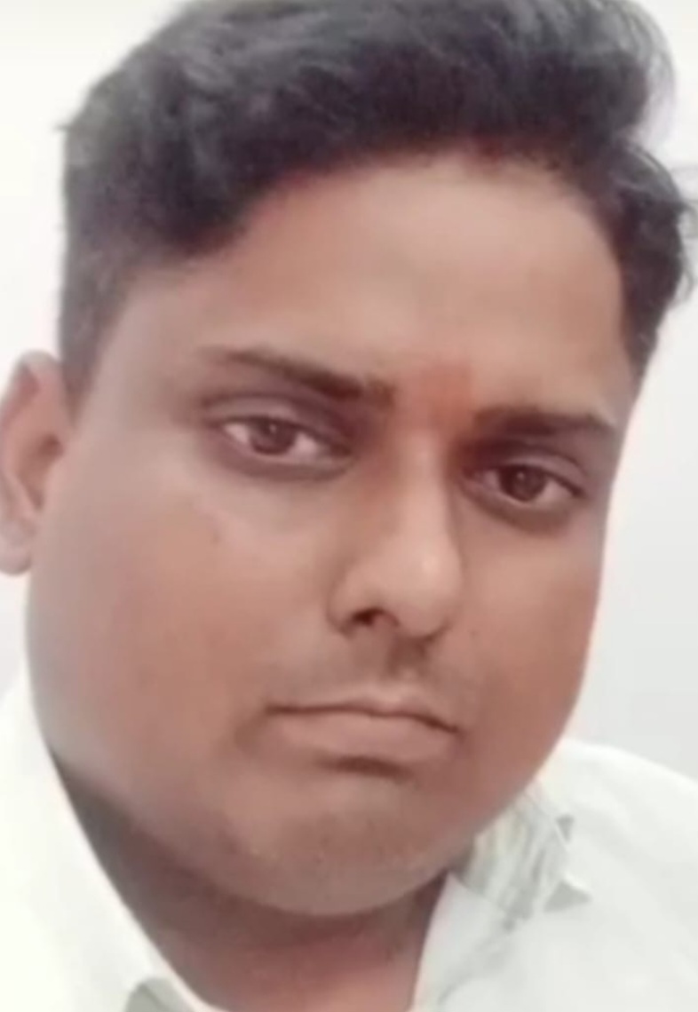 आशीष कुमार पाठक